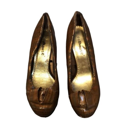 DOLL House Women Snakeskin With Bow On Toe Heel 7 1/2 Bronze Faux - Picture 1 of 3
